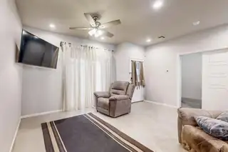 1472 Tierra Verde Loop Living Room