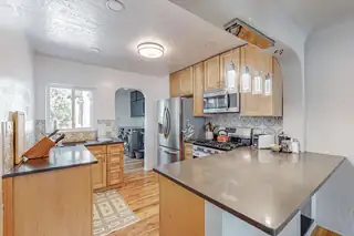 211 Amherst Drive SE Kitchen