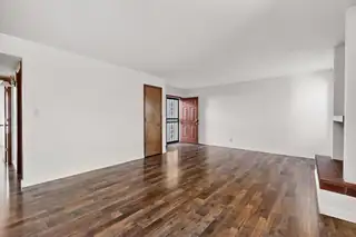 4913 Osuna Place NE Living Room