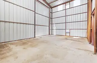 108 Alice Road Garage