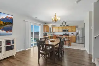 1729 Sierra Norte Loop NE Kitchen