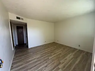 13401 Fruit Avenue NE B 