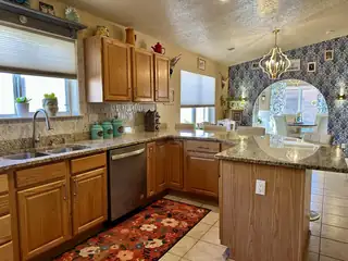 6608 Ladrillo Place NE Living Room