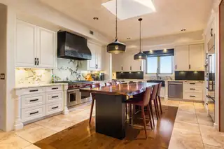 13405 La Arista Place NE Kitchen