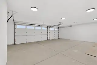 110 High Meadow Loop Garage