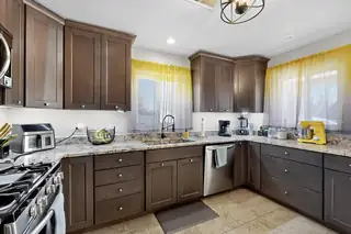 534 Muscatel Avenue NE Kitchen