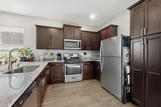 3421 Oregon Trail Road NE Kitchen