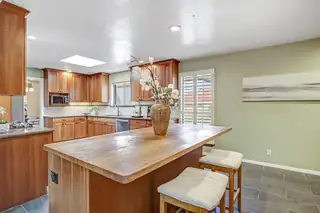 1516 Catron Avenue SE Kitchen