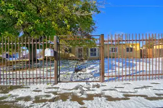 421 Panorama Place NE Exterior Front