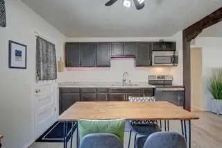 421 Panorama Place NE Kitchen