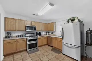 560 Little Wings Loop Loop SW Kitchen