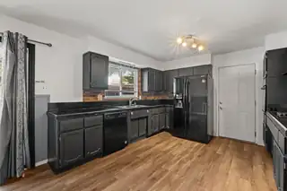 712 Shirley Street NE Kitchen