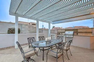 1728 Wells Drive NE Patio