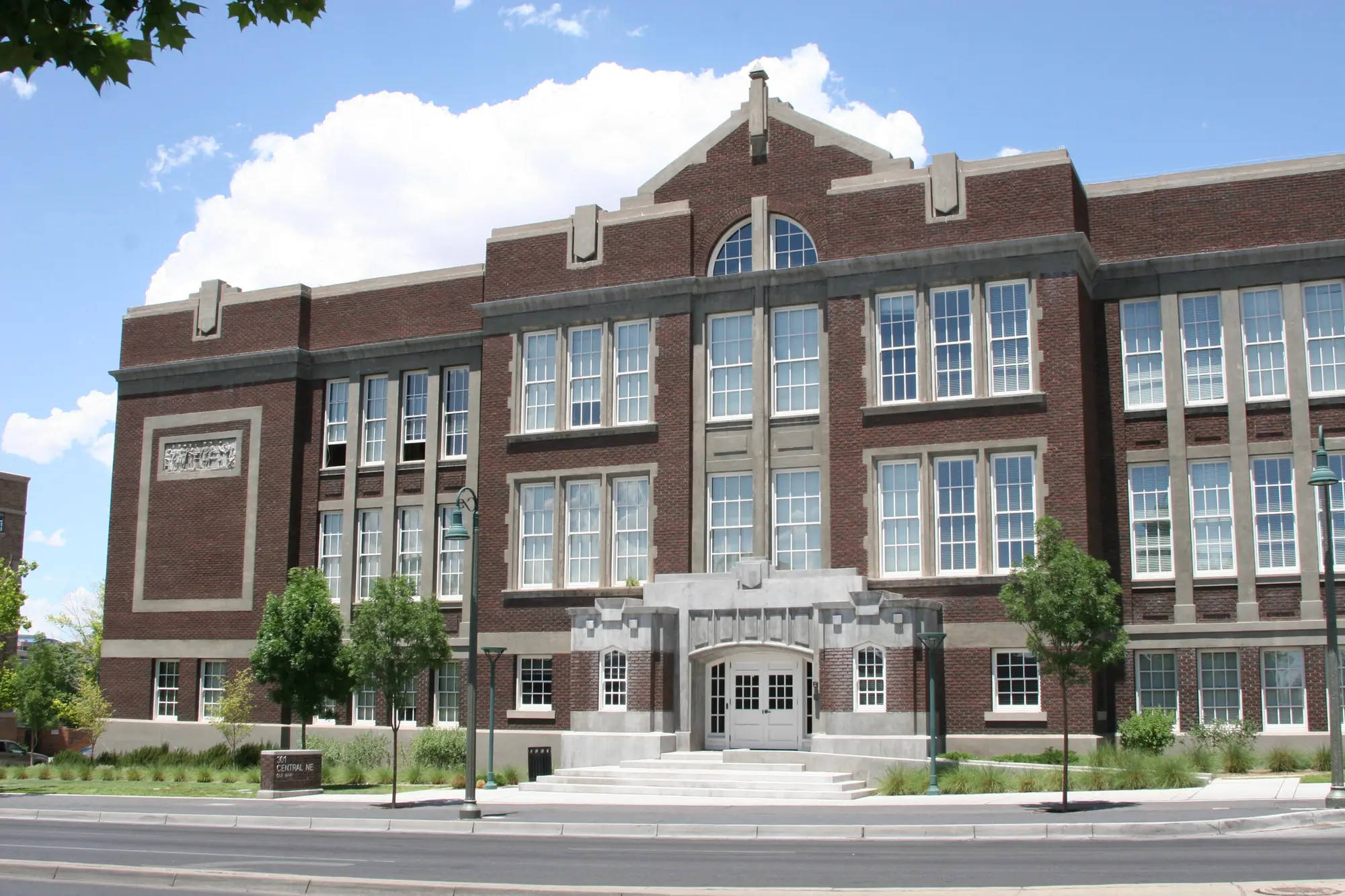 301 Central Avenue NE 101