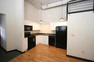 301 Central Avenue NE 101 Kitchen