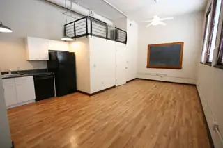 301 Central Avenue NE 101 Kitchen