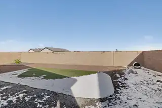 1481 Vista Grande Loop NE Backyard