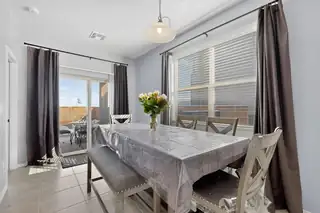 1481 Vista Grande Loop NE Dining Room