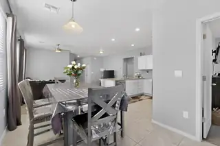 1481 Vista Grande Loop NE Dining Room