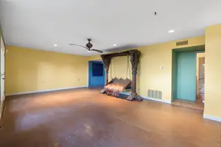 23 Sendero Cresta Living Room