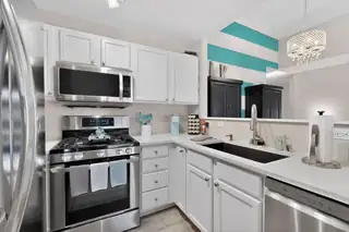 6501 San Antonio Drive NE 1801 Kitchen