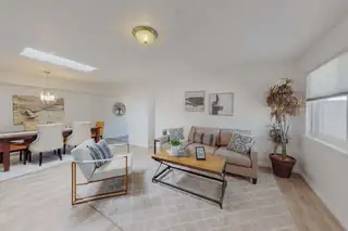 6200 Prairie Road NE Living Room