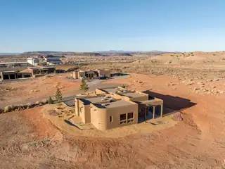 2 Bobcat Court Exterior Front