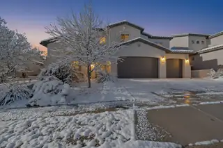 5915 S Sandia Court NE, Rio Rancho 