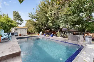 5116 Sunningdale Avenue NE Pool