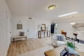 6200 Prairie Road NE 