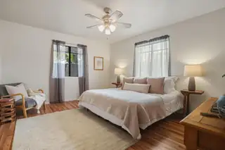 504 Hazeldine Avenue SW Bedroom