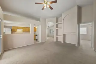 913 Somerset Meadows Drive Living Room