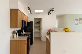 1004 Mineral Way 4 Kitchen