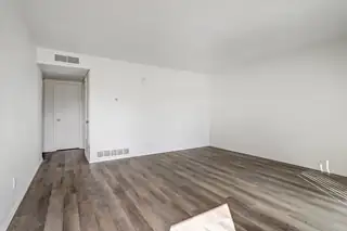 10789 Towner Avenue NE 