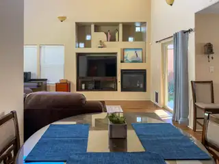 10027 Vista Cantera Lane NW Living Room