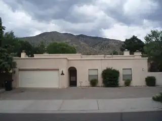 2820 Palo Verde Drive NE A, Albuquerque
