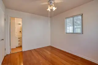 825 Dakota Street SE Bedroom