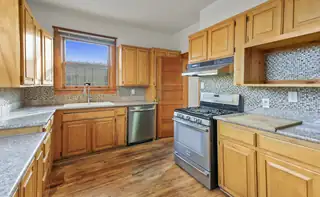 707 Slate Avenue NW Kitchen