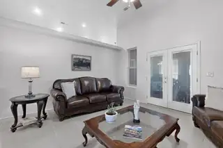 41 Pino Road Living Room