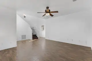 7527 Cricket Hill Drive NE Kitchen