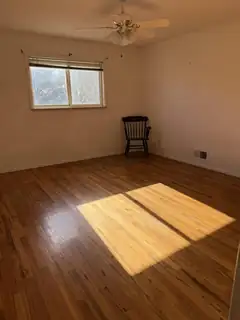 3419 Haines Avenue NE Living Room