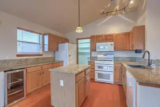 2208 Parkwest Drive NW Kitchen