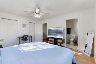 600 8th Street NW D Bedroom