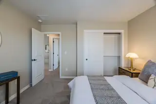 2701 Seaforth Circle Bedroom