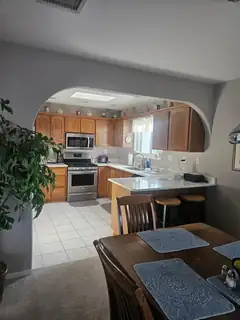 1009 Lee Trevino Drive Kitchen