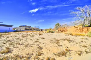 2312 La Vista Court NW 