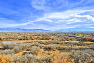 2312 La Vista Court NW 