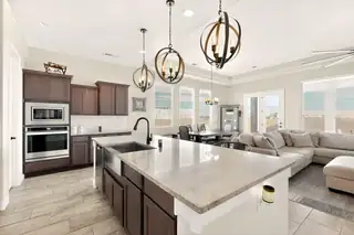 3304 Fennel Road NE Kitchen