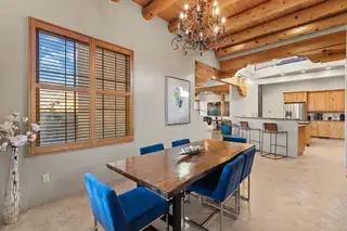 8800 Beverly Hills Avenue NE Kitchen