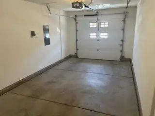 601 Menaul Boulevard NE UNIT 303 Garage